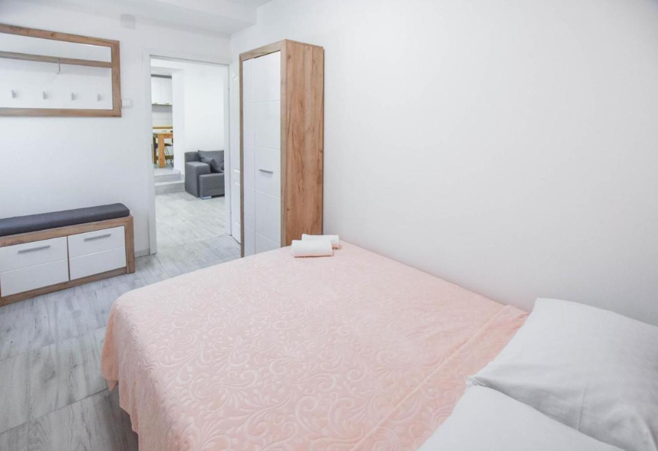 Suite Apartment Toni Poljana  Exteriér fotografie